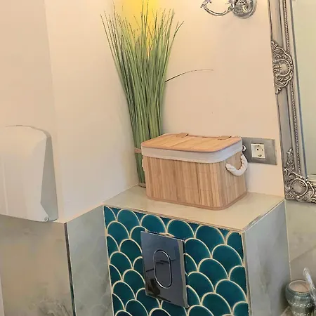 Phoenix Nest Elegant 2-bedroom Self Check-in Near Port & Old Town Διαμέρισμα