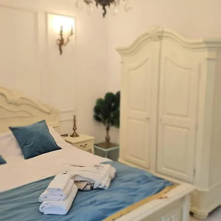 Διαμέρισμα Phoenix Nest Elegant 2-bedroom Self Check-in Near Port & Old Town
