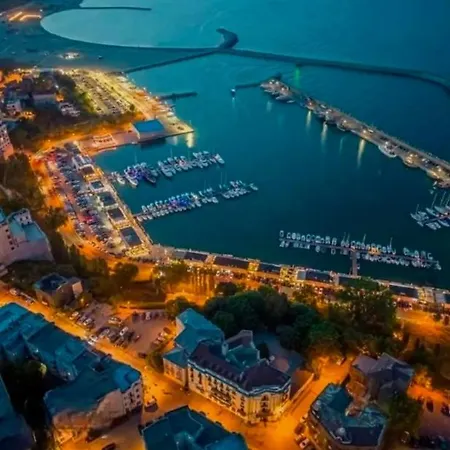 Phoenix Nest Elegant 2-bedroom Self Check-in Near Port & Old Town Διαμέρισμα *